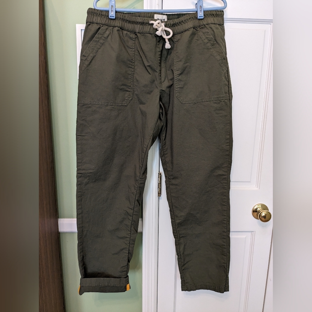 Pact Women's Woven Twill Roll Up Pant in Olive, Size XL
